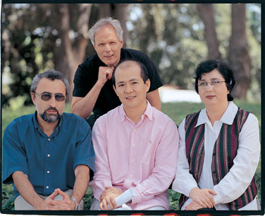 מימין: ד"ר דיאנה מהלו, ד"ר יונצול צ'ונג, פרופ' מוטי הייבלום וד"ר ולדימיר אומנסקי. כוחות השוק
