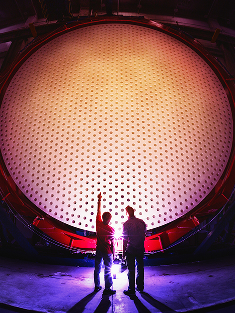 אחת המראות של טלסקופ הענק מגלן
