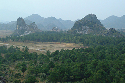האיזור בו נמצאת מערת חונין, דרום סין