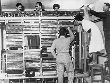 ויצק (WEIZAC) - אחד המחשבים האלקטרוניים הראשונים בעולם