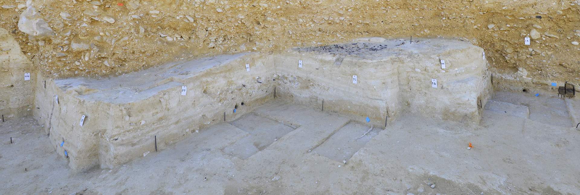 מבט על האתר הארכיאולוגי בוקר תחתית בשמורת עין עבדת