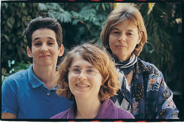 מימין לשמאל: ד"ר עדנה בן - אשר, ד"ר צביה אולנדר וד"ר נילי אבידן. ציד גנים